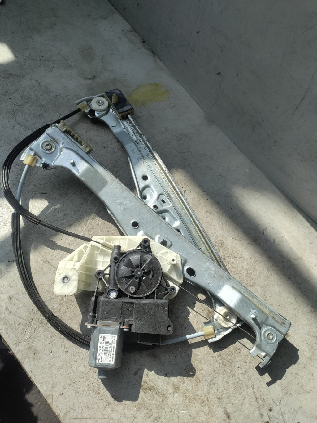 2018 CITROEN C4 CACTUS NSF PASSENGER FRONT WINDOW MOTOR & REGULATOR 9827307180