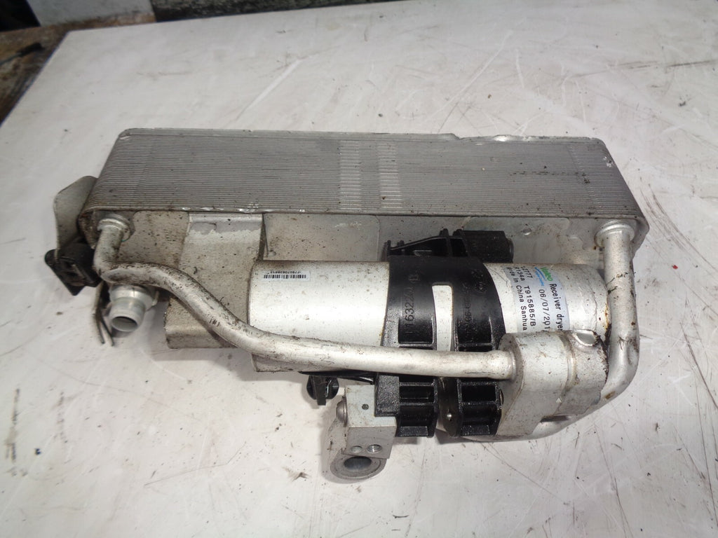 BMW 1 SERIES F20 2019 LCI FACELIFT PETROL OIL COOLER t915885/b