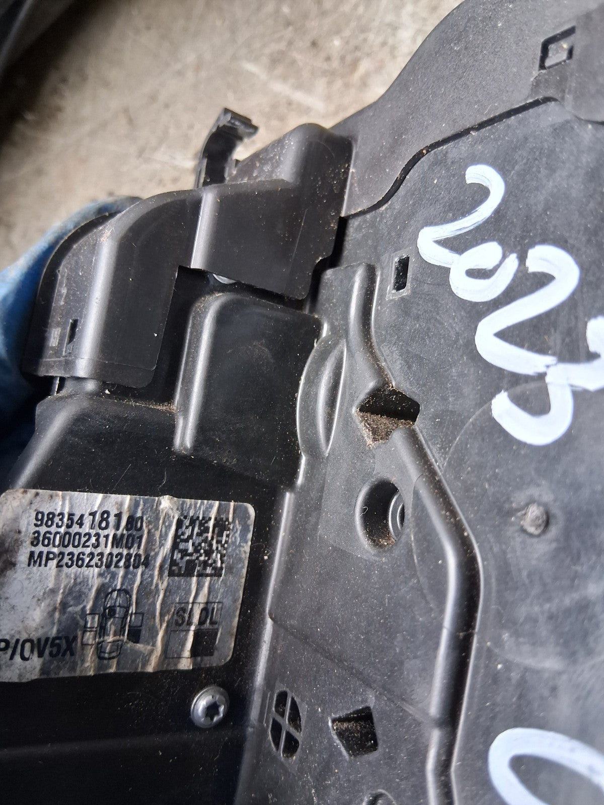 2023 VAUXHALL ASTRA J OSR DRIVER SIDE REAR DOOR LOCK MECH 9835418180