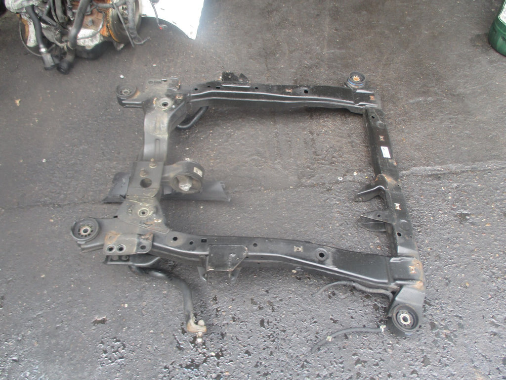 VAUXHALL ZAFIRA C 2017 1.4 PETROL FRONT SUBFRAME AXLE CARRIER 13370472