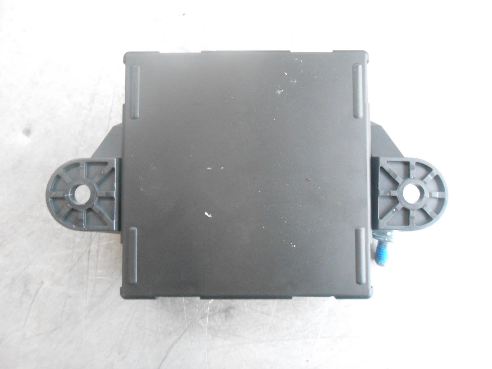 MERCEDES E CLASS W212 OSR DRIVER REAR DOOR MODULE A2129001227