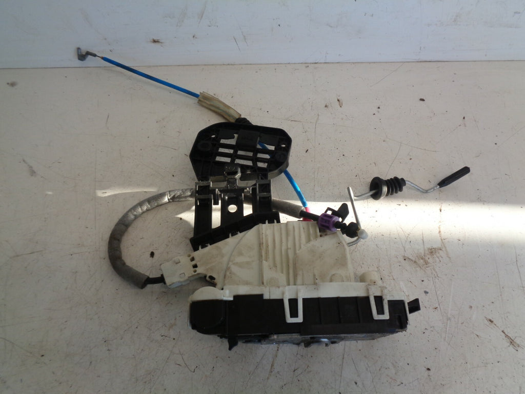 MERCEDES BENZ A180 A CLASS 2017 W176 NSR PASSENGER REAR DOOR LOCK A2040085999