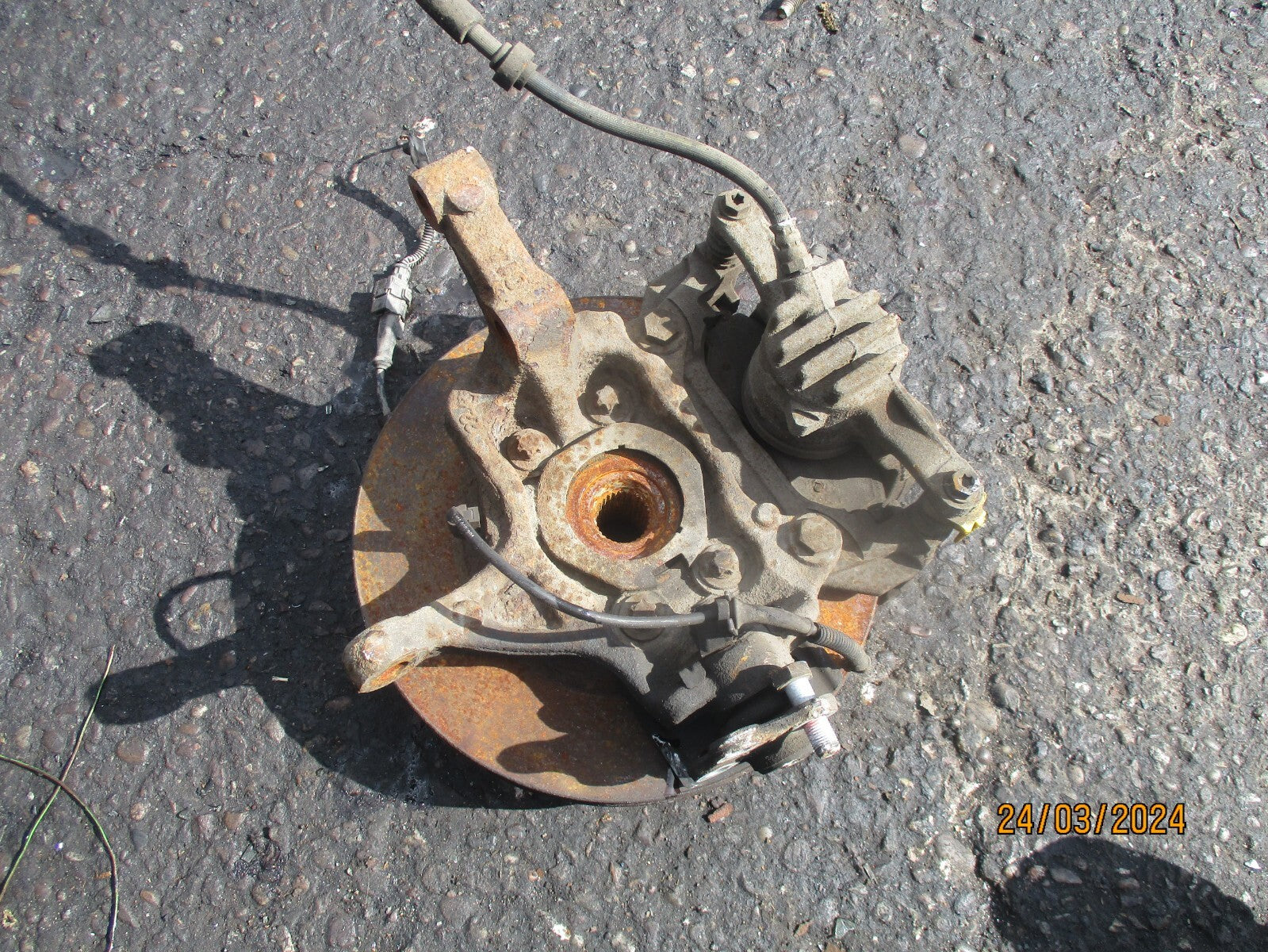 VAUXHALL VIVARO MK2 X82 2017 1.6 DIESEL NSF PASSENGER FRONT WHEEL BEARING HUB
