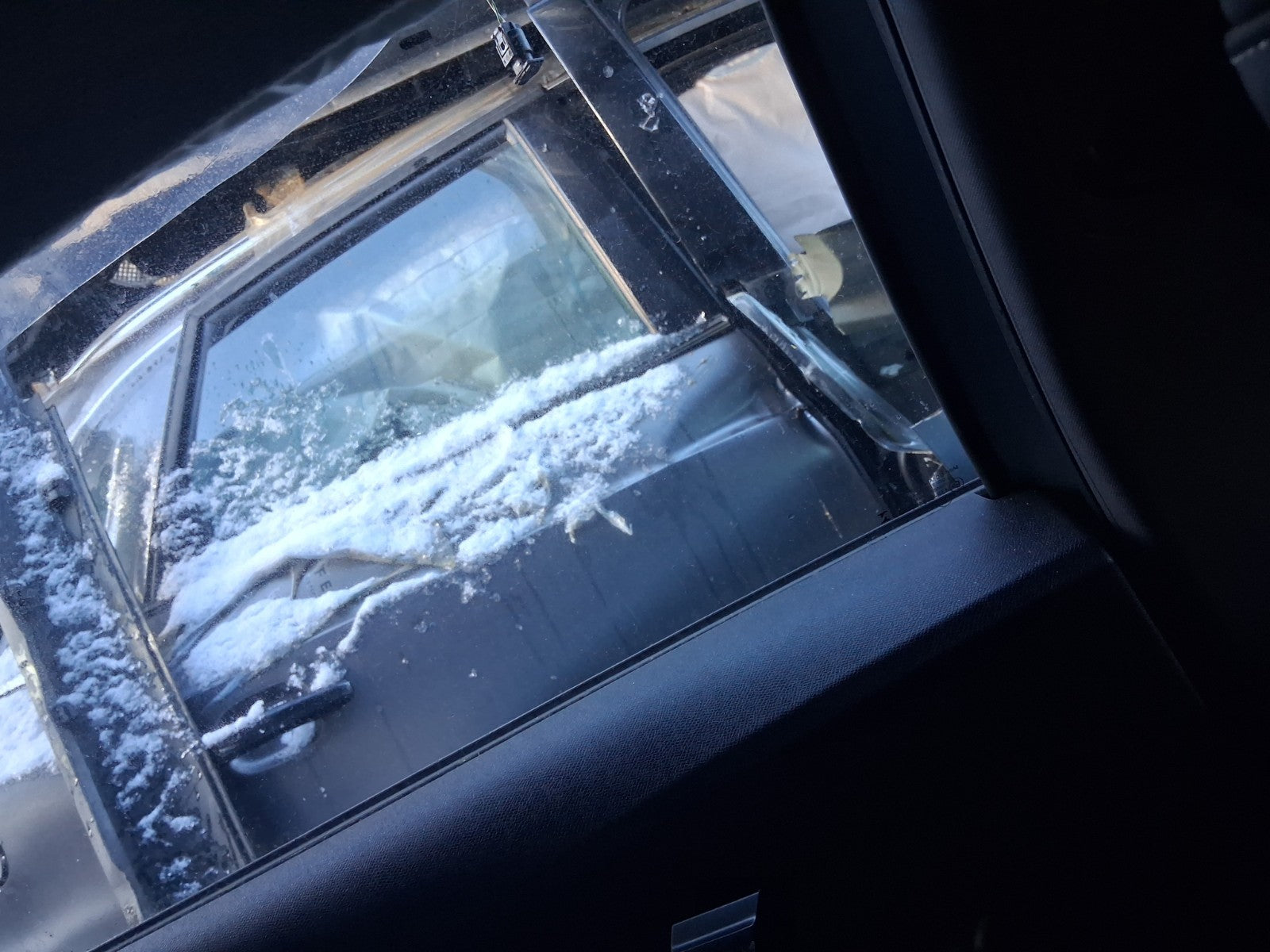 2023 CITROEN C4 MK3 NSR PASSENGER SIDE REAR LEFT WINDOW GLASS