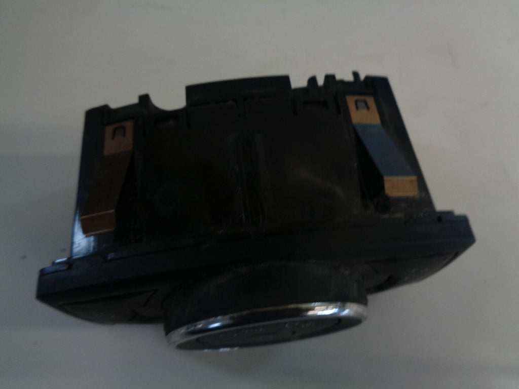 FORD ECOSPORT 2019 5DOOR HATCHBACK 5 DOOR HEADLIGHT SWITCH AV1T3D061AD