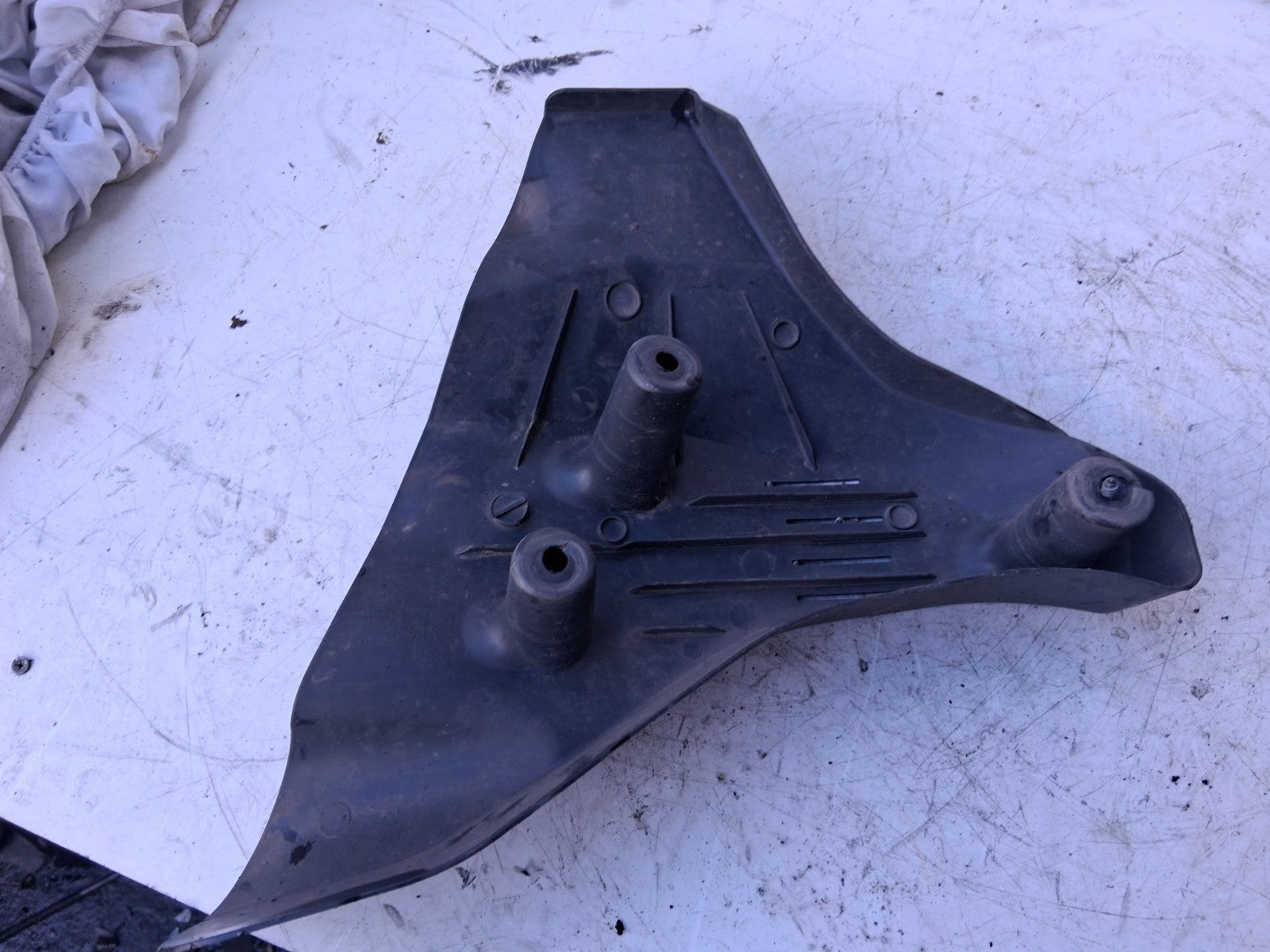 2024 BMW 2 SERIES F44 COUPE OSR DRIVER SIDE REAR RIGHT TRIM COVER PANEL 33326858
