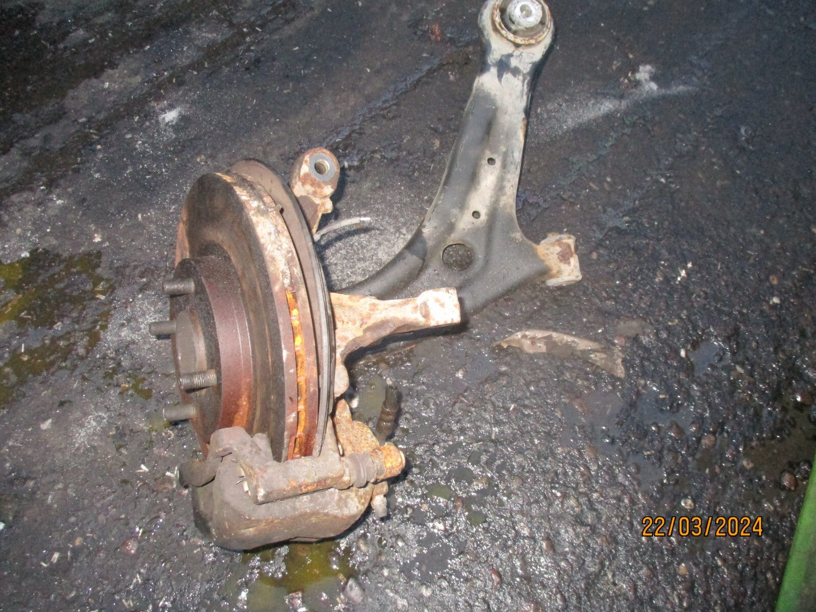 FORD TRANSIT COURIER 2014 OSF DRIVER SIDE FRONT WHEEL BEARING HUB