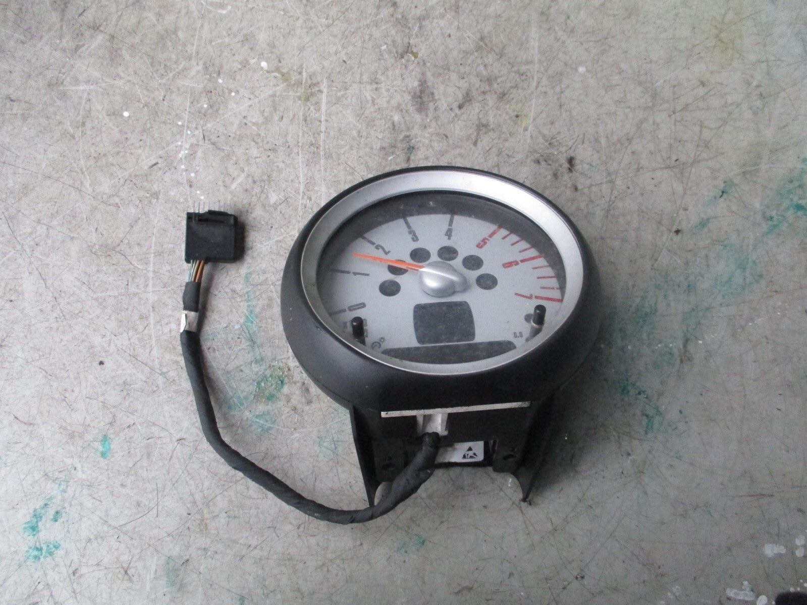 2010 MINI COOPER REV COUNTER TACHOMETER 9201393-02