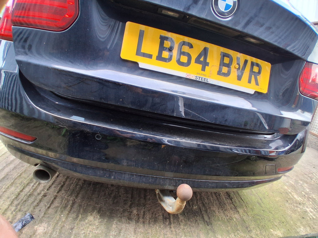 2015 BMW 3 SERIES F30 ESTATE COMPLETE REAR BUMPER WITHOUT TOW BAR JET BLACK 668