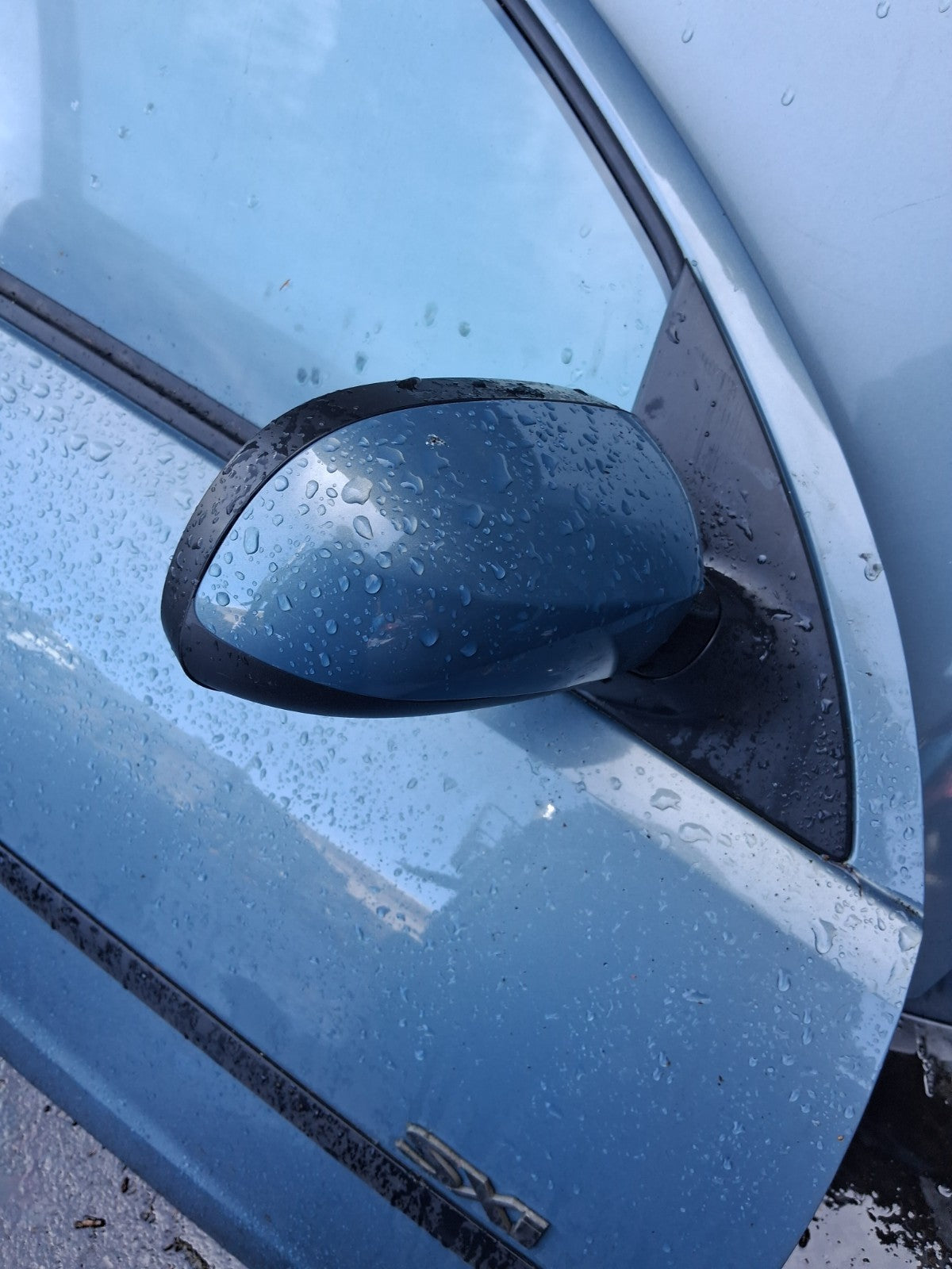 2006 VAUXHALL CORSA C OSF DRIVER SIDE FRONT RIGHT COMPLETE DOOR BLUE