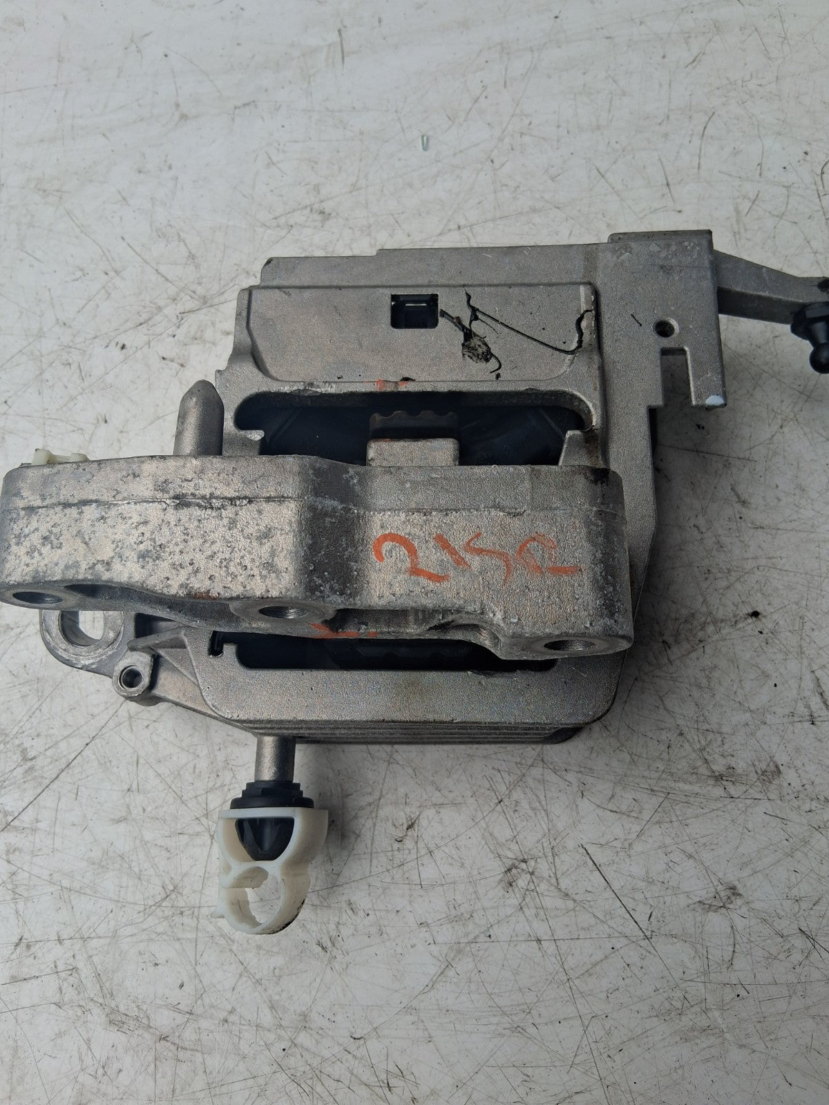 2024 BMW 2 SERIES ENGINE MOUNT 17276810
