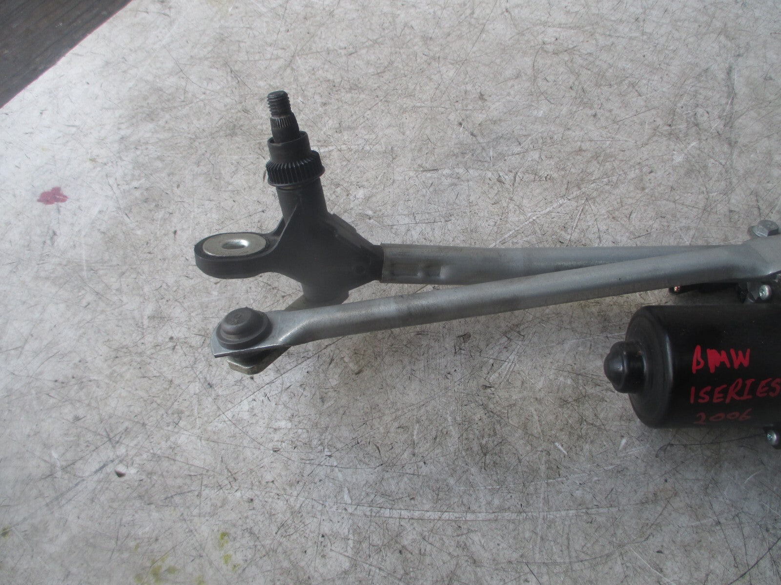 BMW 1 SERIES 2006 FRONT WIPER MOTOR LINKAGE 6938607