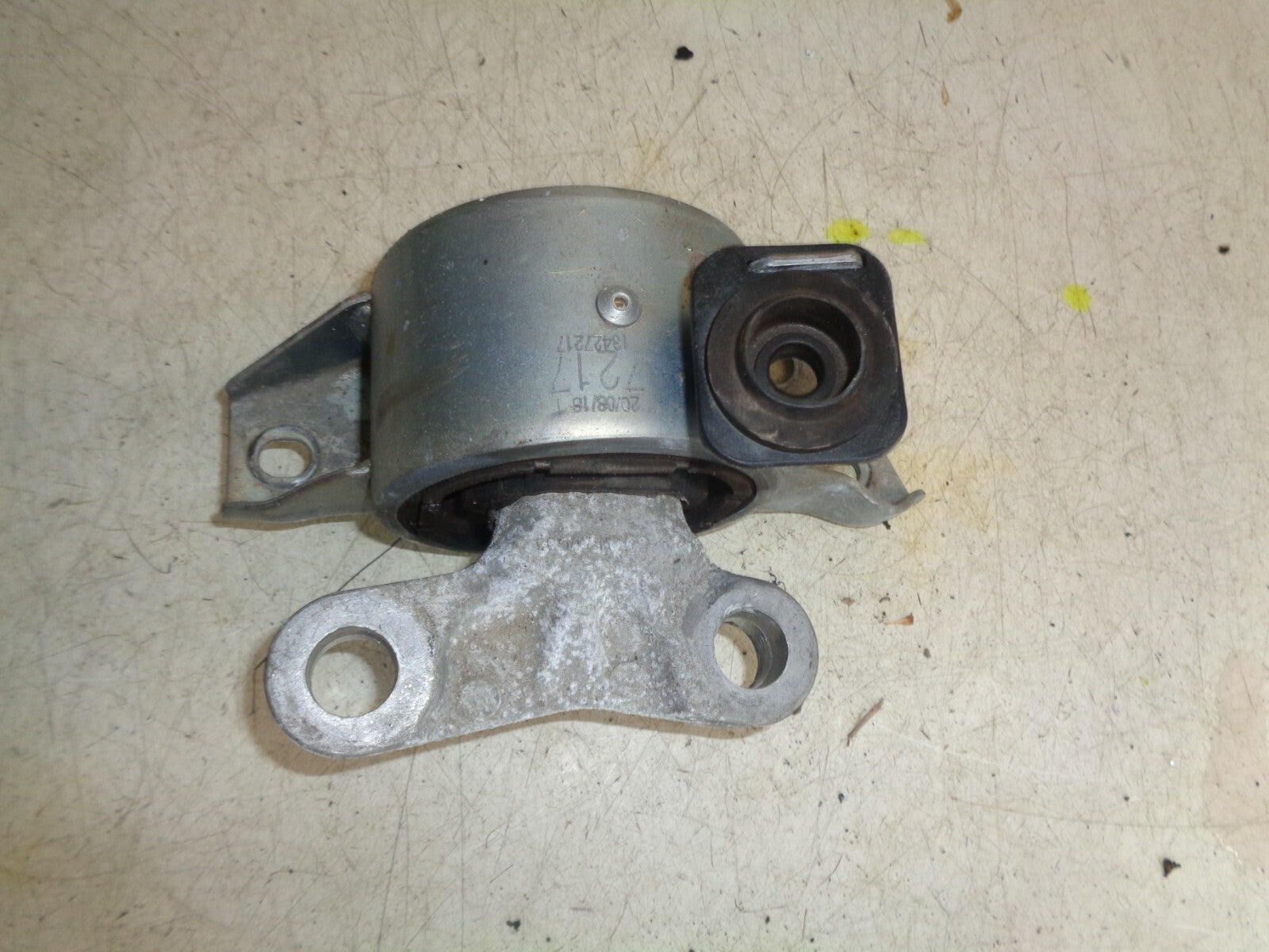 VAUXHALL CORSA E 2018 1.4 PETROL TURBO GEARBOX MOUNT 13427217