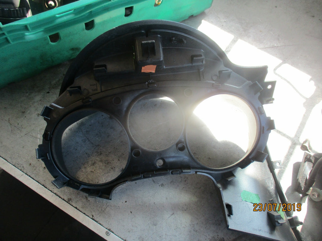 SEAT LEON 1P (MK1) CLOCK SURROUND TRIM PANEL 1P0 857 059