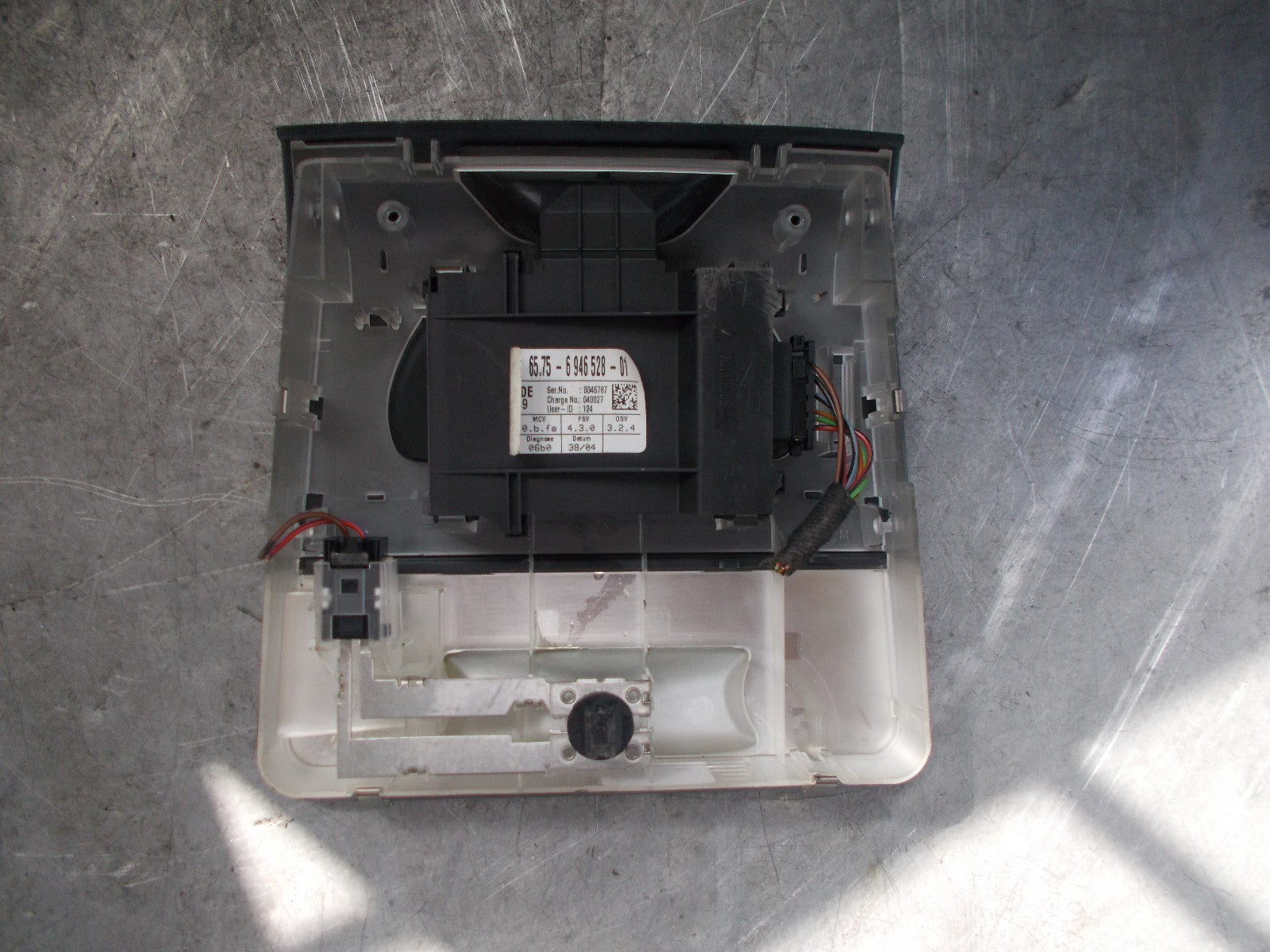 BMW SERIES 1 E87 2007 FRONT INTERIOR READING LIGHT 6932792