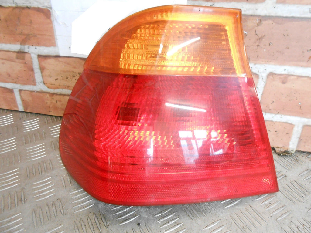 BMW 3 SERIES E46 2001 PRE FACELIFT NSR PASSENGER SIDE REAR LIGHT 8364921