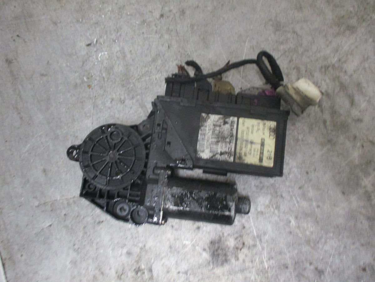 AUDI A4 B6 NSF PASSENGER SIDE FRONT WINDOW MOTOR WITH MODULE 8E2959801B