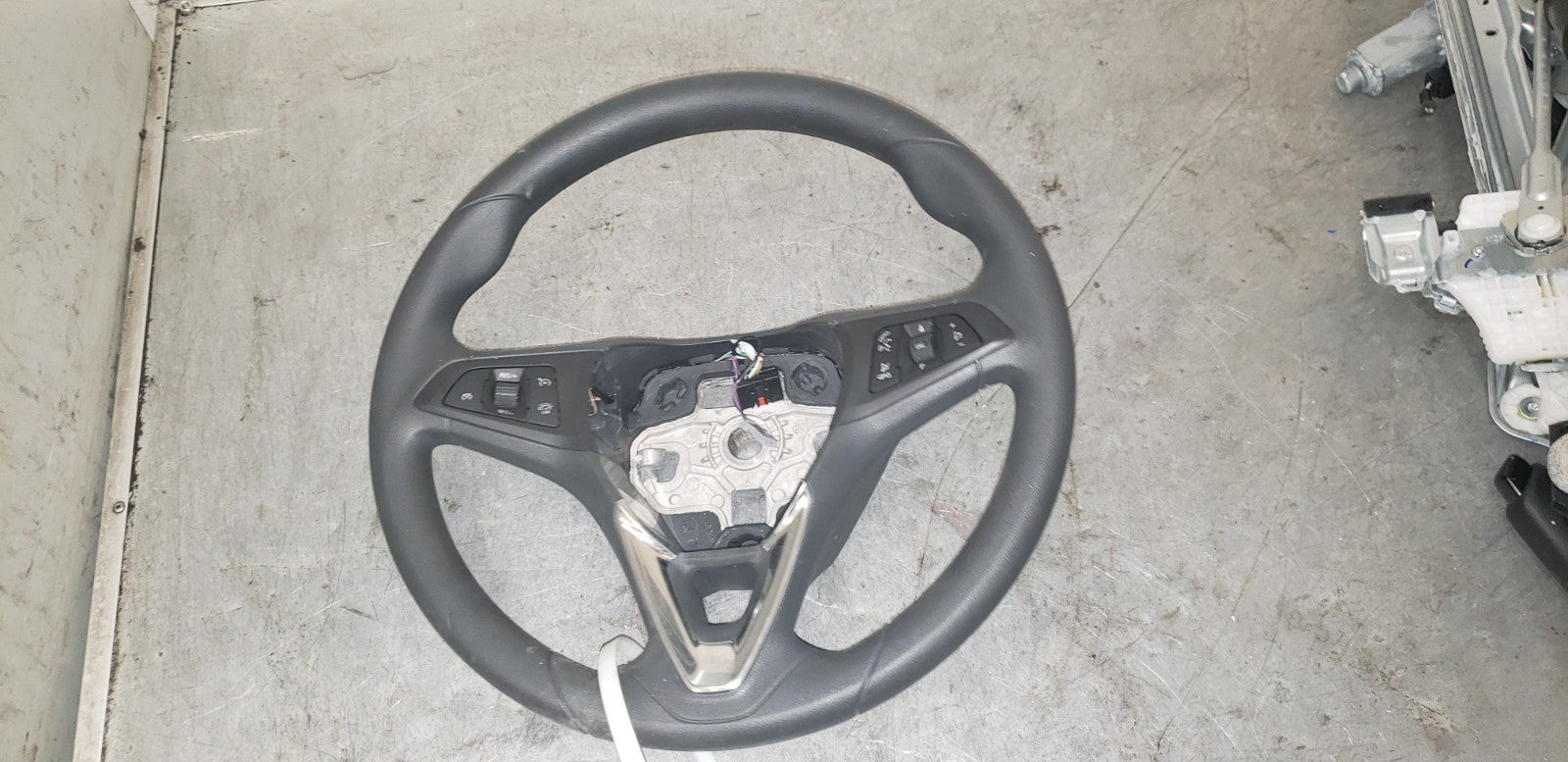 VAUXHALL VIVA 2018 MULTI FUNCTIONAL STEERING WHEEL 453798480