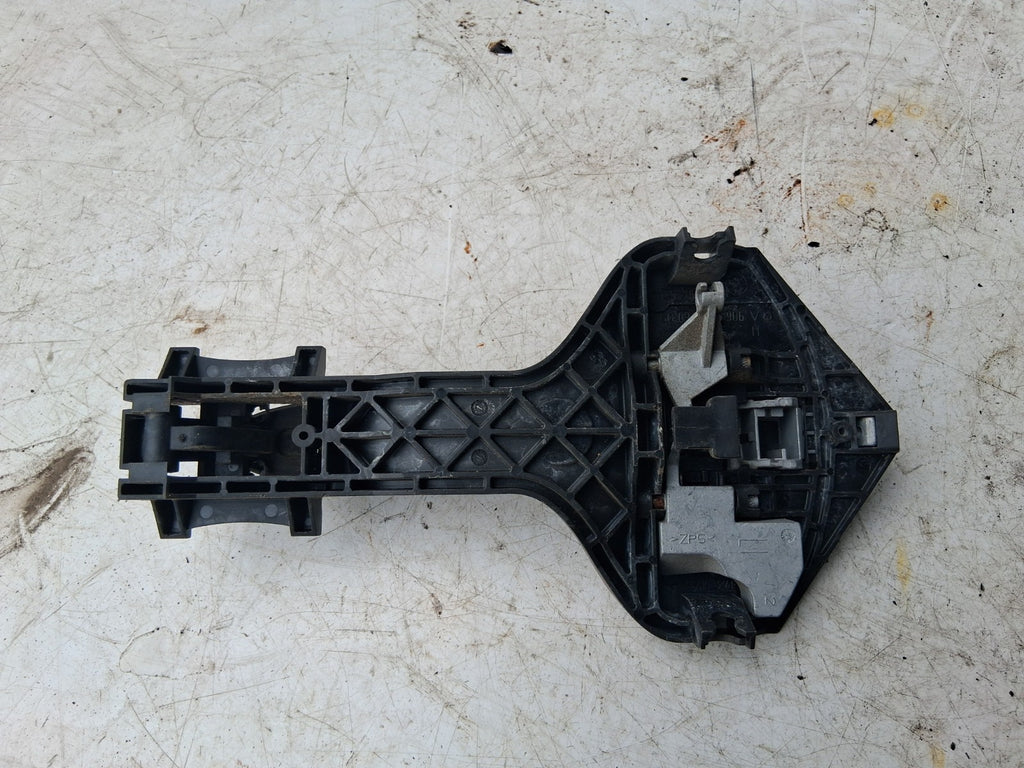 2010 MERCEDES BENZ SPRINTER W906 NSF PASSENGER SIDE FRONT LEFT DOOR HANDLE