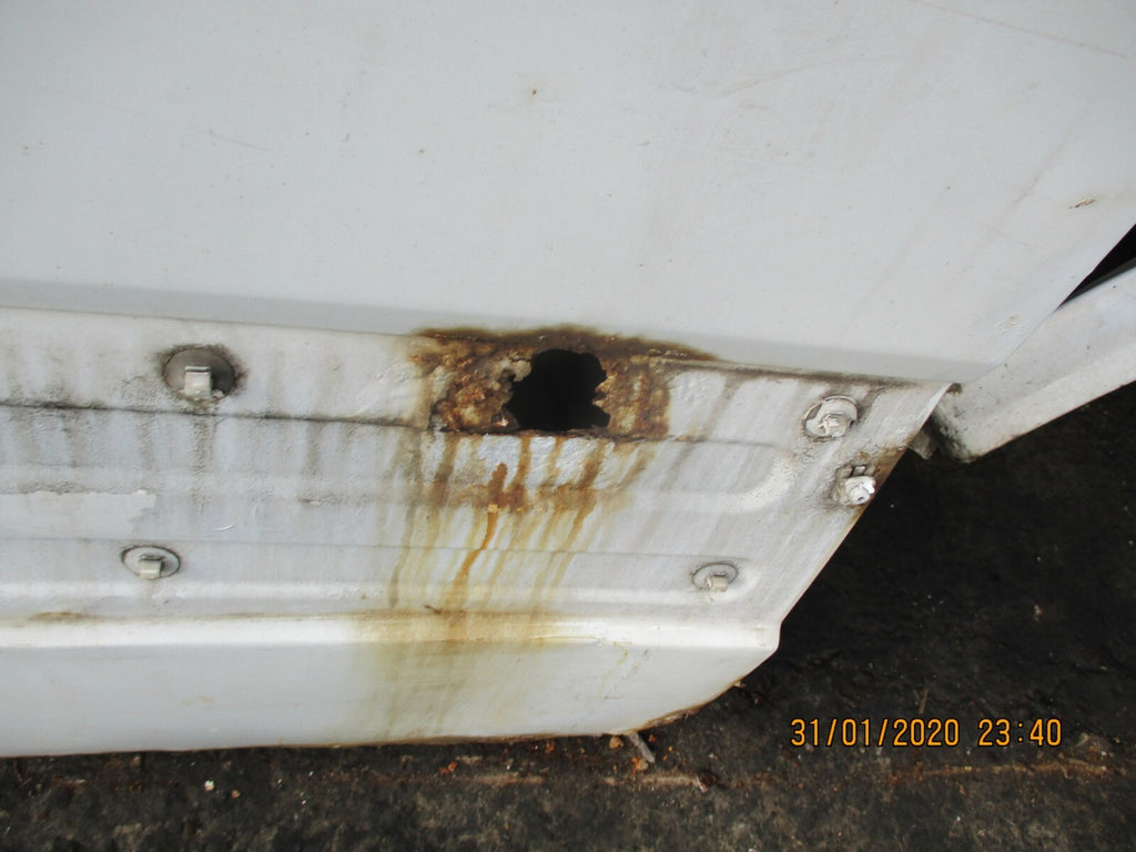 MERCEDES SPRINTER W906 2014 LOW ROOF PASSENGER SIDE SLIDING DOOR WHITE DAMAGED