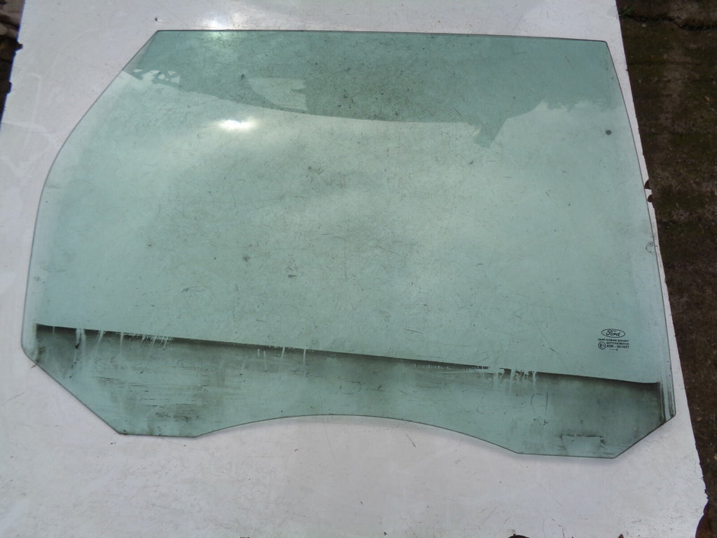 FORD FOCUS MK2 2006 OSR DRIVER SIDE REAR WINDOW GLASS E143R001057