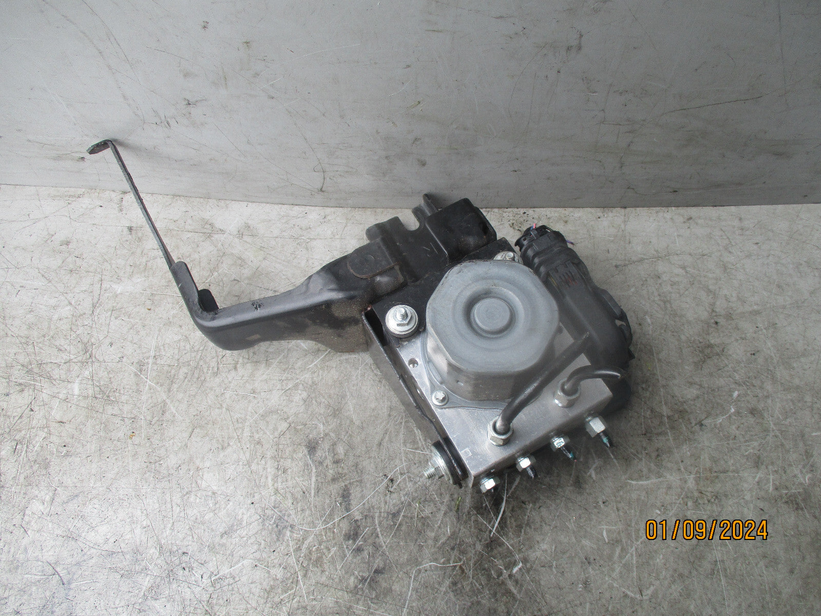 NISSAN MICRA K14 2017 ANTI-LOCK BRAKE ABS PUMP CONTROL MODULE 476605FA0A