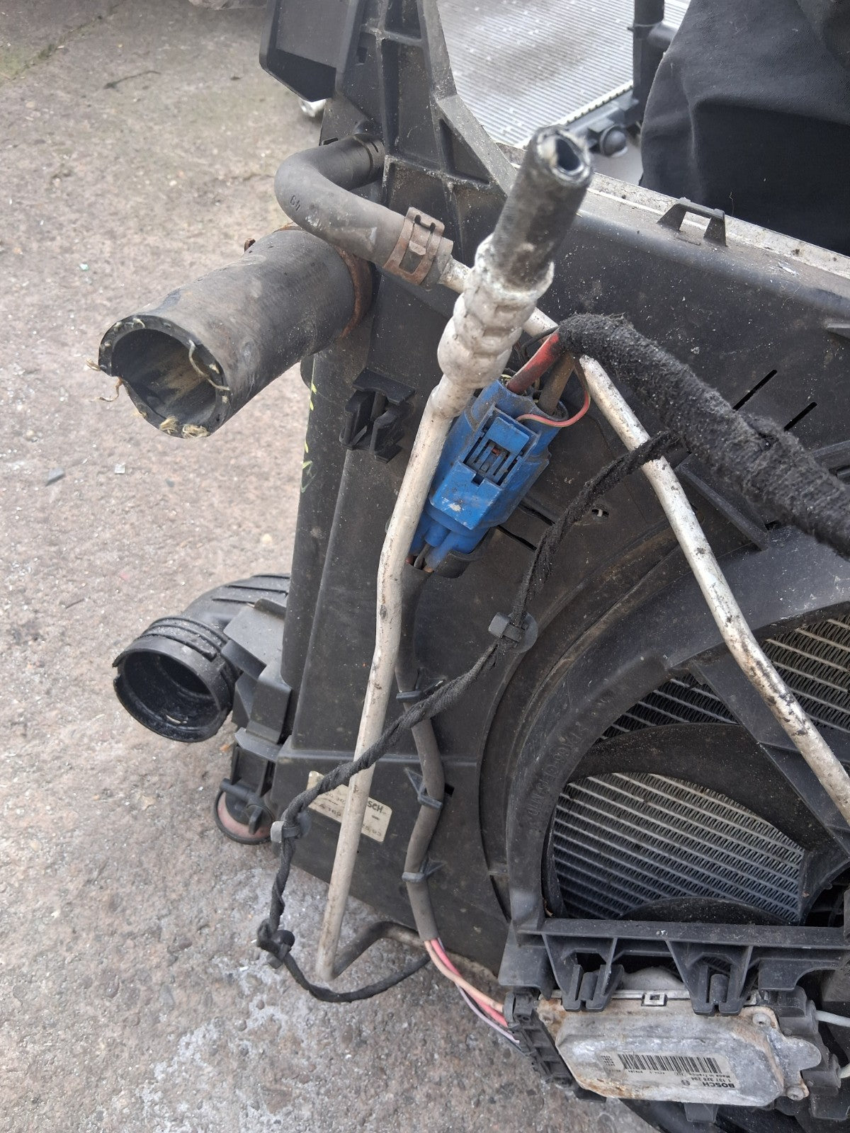 2005 MERCEDES E CLASS W211 E220 2.2 DIESEL AUTO RADIATOR RAD PACK A1695000354