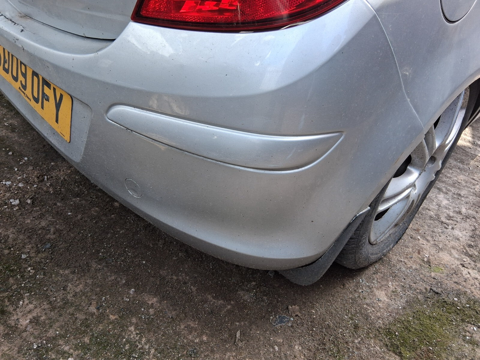 2009 VAUXHALL CORSA D REAR COMPLETE BUMPER STAR SILVER III Z157