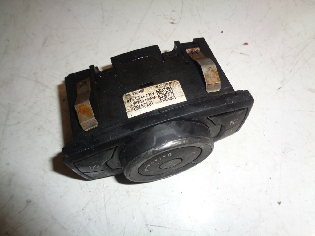 FORD FOCUS MK3 2017 EXTERIOR HEADLIGHT LAMP SWITCH CONTROL UNIT F1ET13A024AB