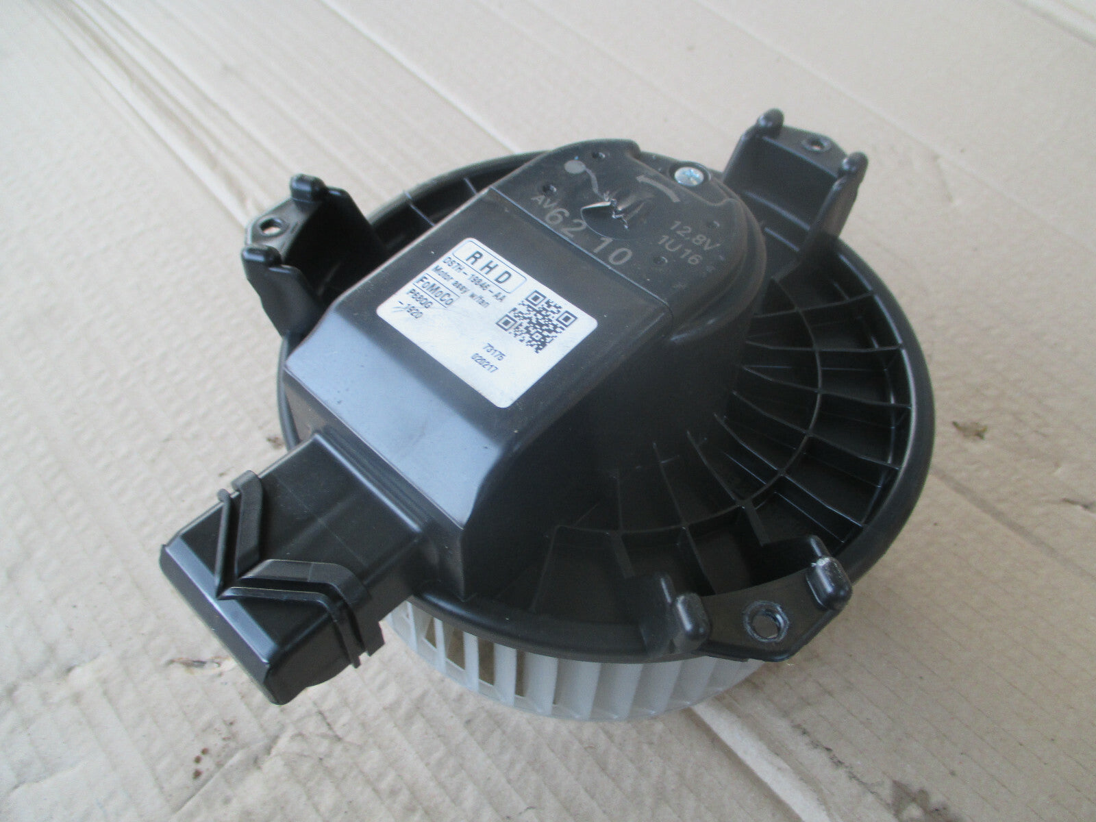 FORD S MAX MK2 FORD MONDEO MK5 2017 HEATER BLOWER MOTOR FAN DS7H19846AA