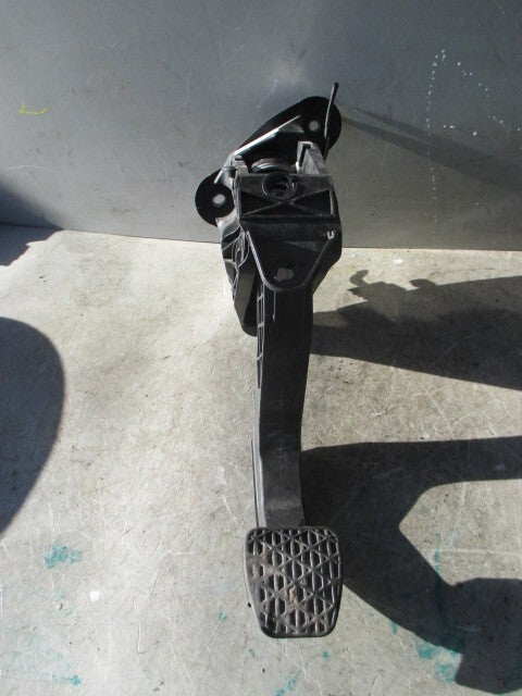 2021 MERCEDES BENZ SPRINTER W907 CLUTCH PEDAL A9072900000