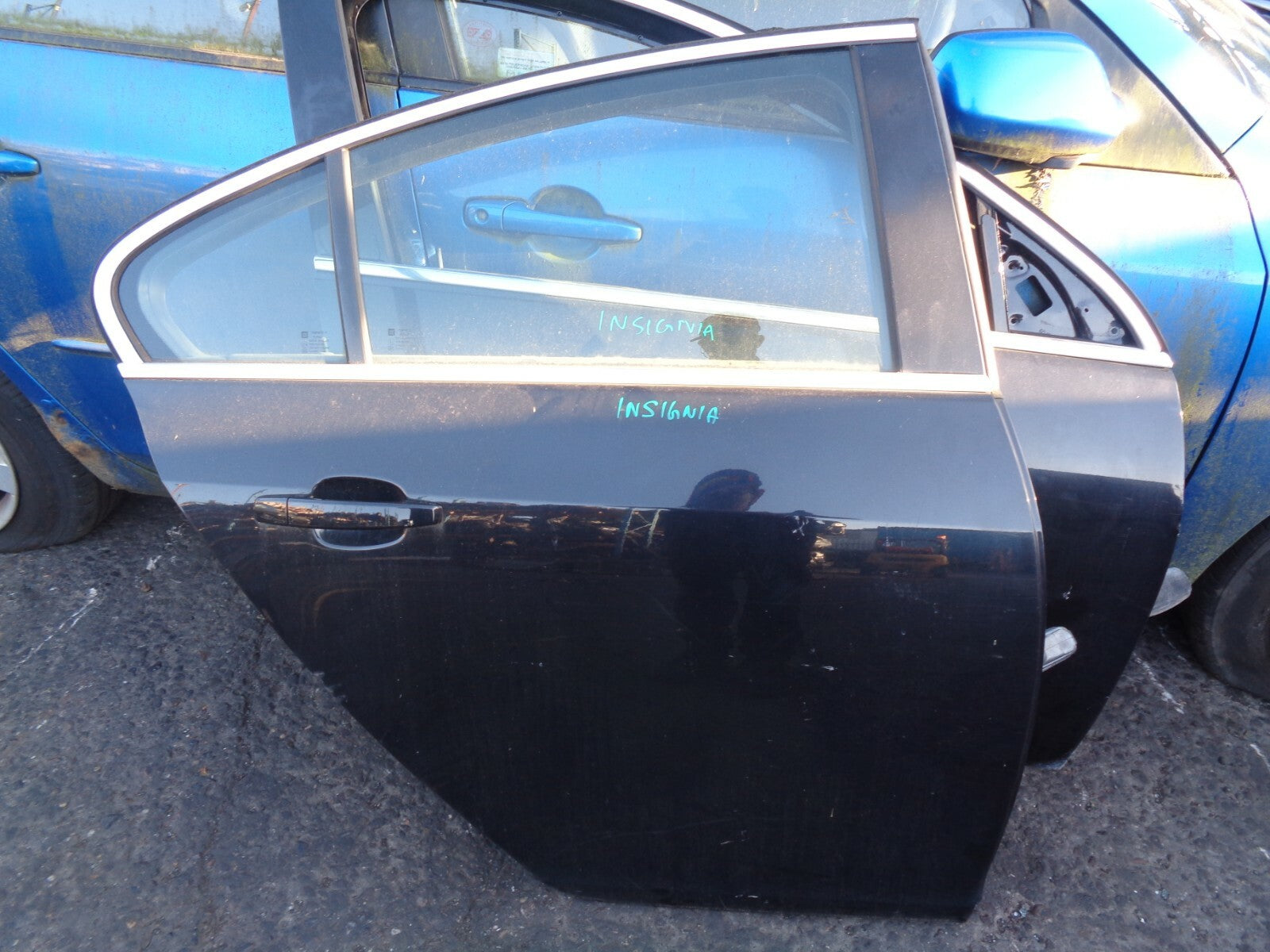 VAUXHALL INSIGNIA 2009 MK1 OSR DRIVER SIDE REAR COMPLETE DOOR BLACK