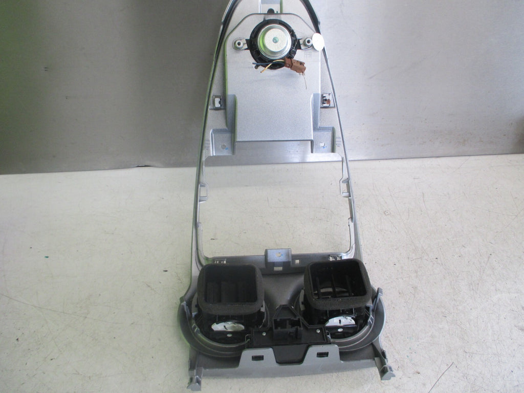 VAUXHALL CORSA 2009 AIRVENT WITH SURROUND TRIM