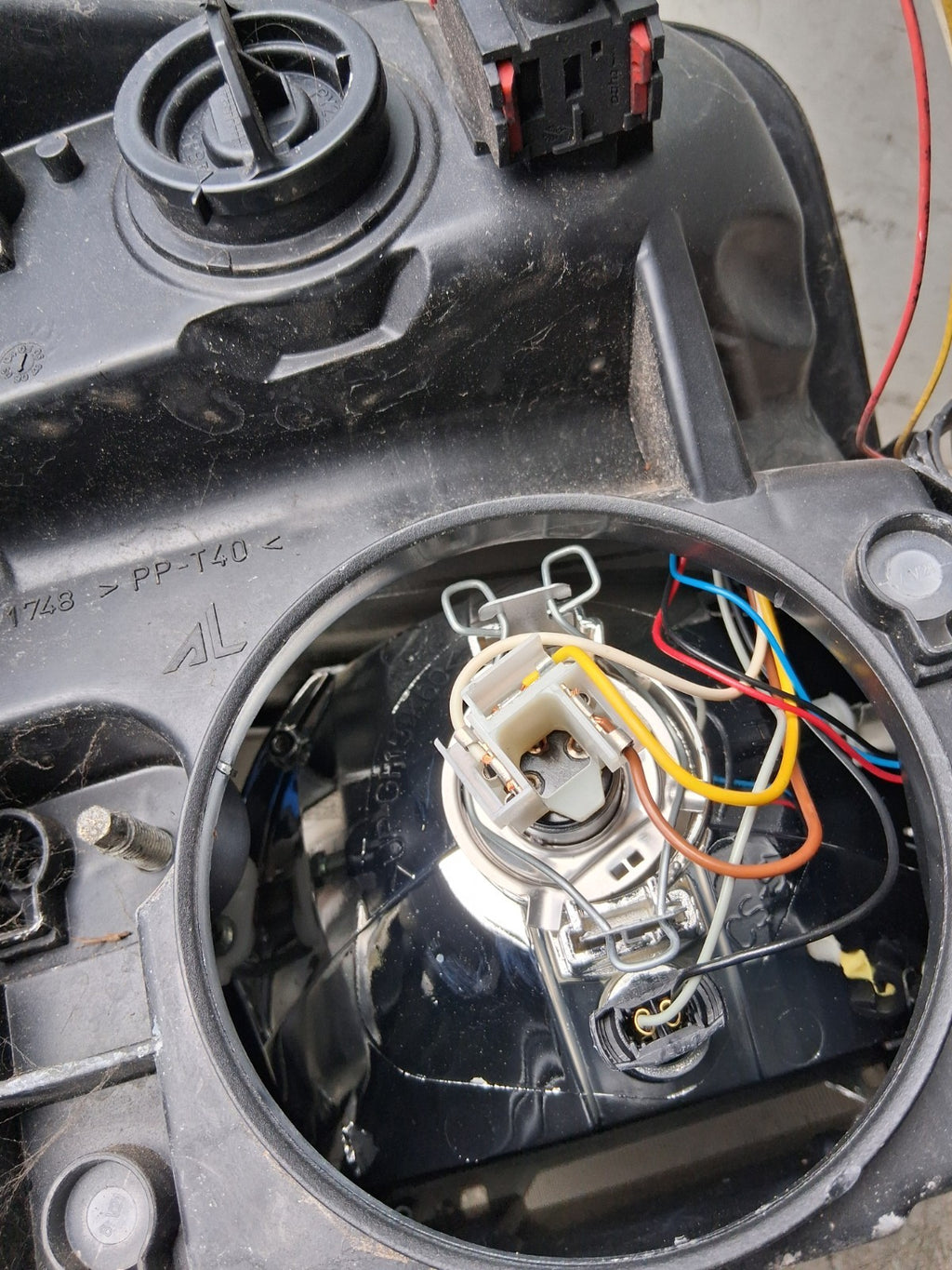 2008 CITROEN C2 FRONT HEADLIGHT HEADLAMP 9680128480
