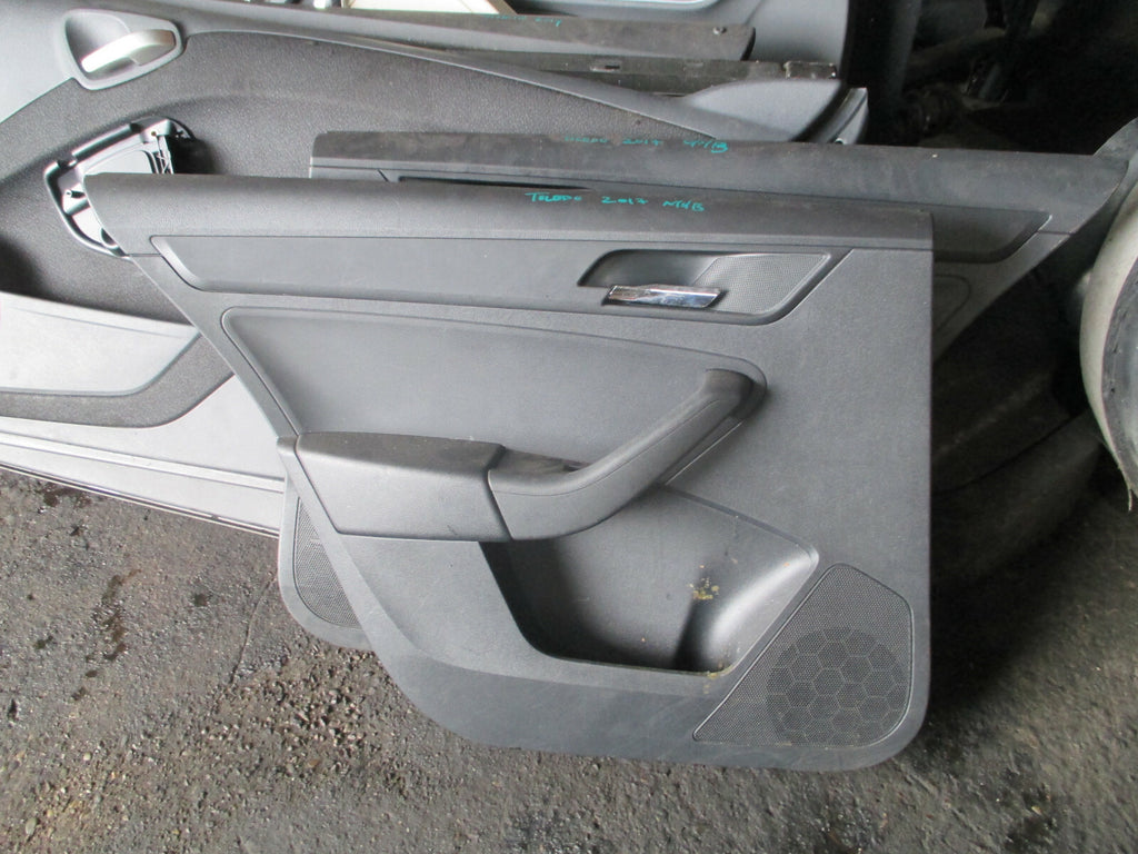 2017 SEAT TOLEDO MK4 KG NSR PASSENGER SIDE REAR DOOR CARD TRIM PANEL