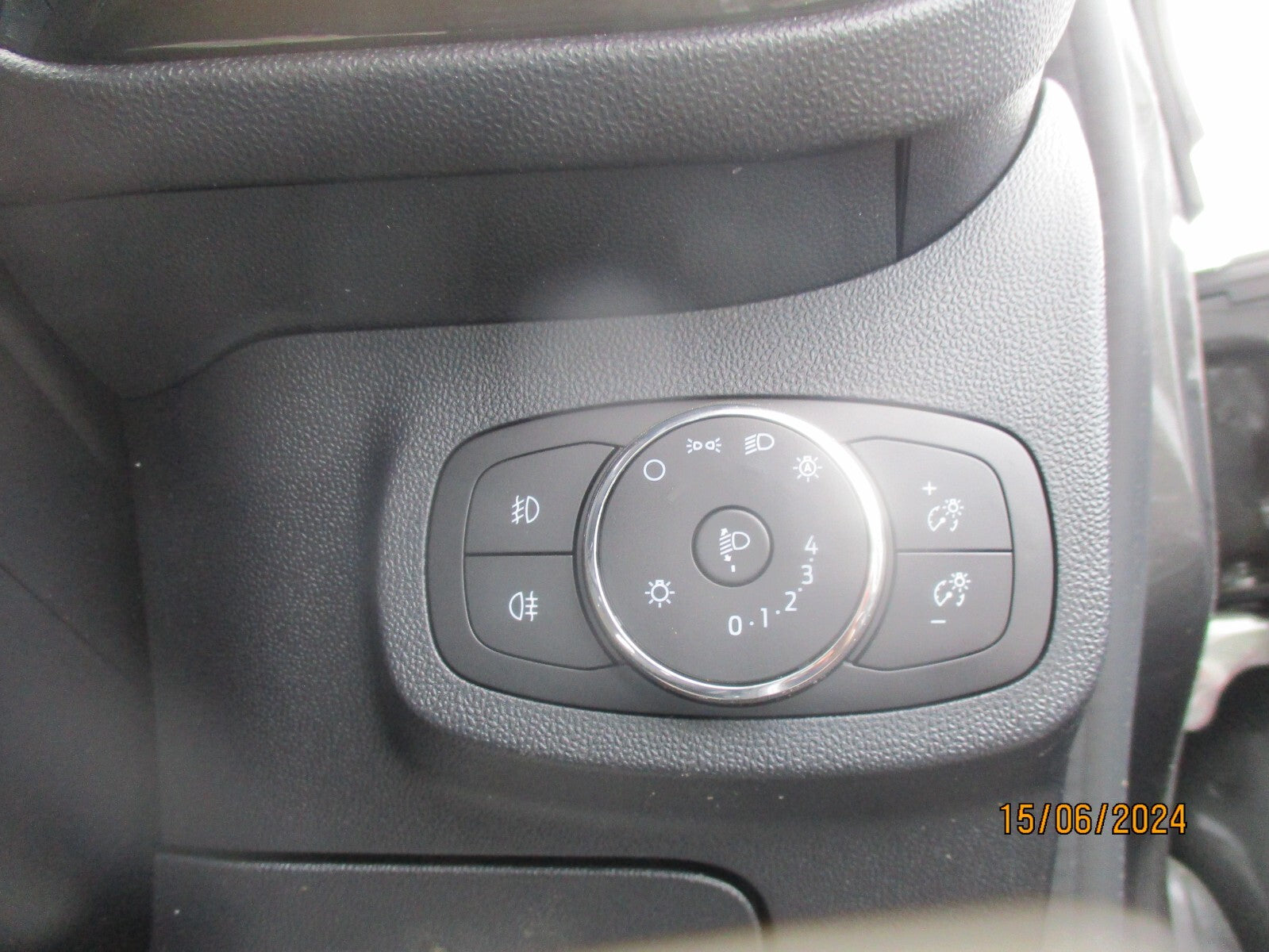 FORD FIESTA MK8 2023 HEADLIGHT & FOGLIGHT CONTROL SWITCH PANEL