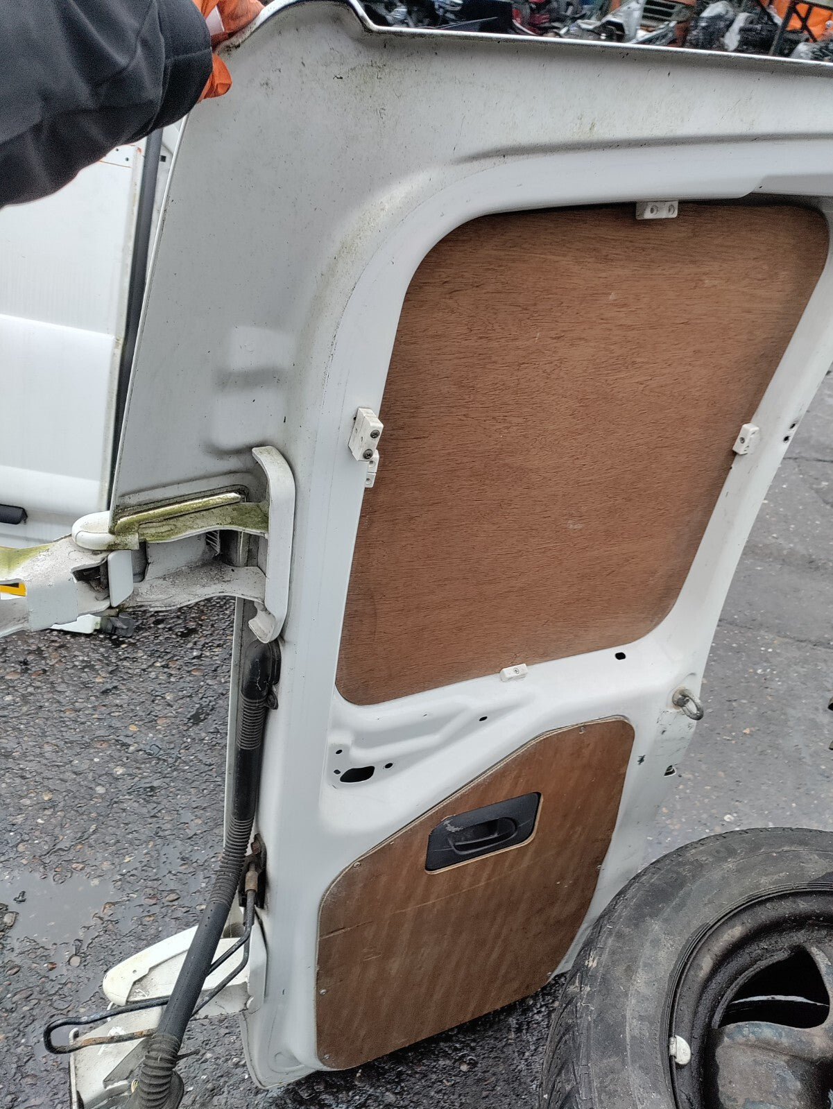 2007 PEUGEOT EXPERT MK2 OSR DRIVER SIDE REAR COMPLETE DOOR WHITE