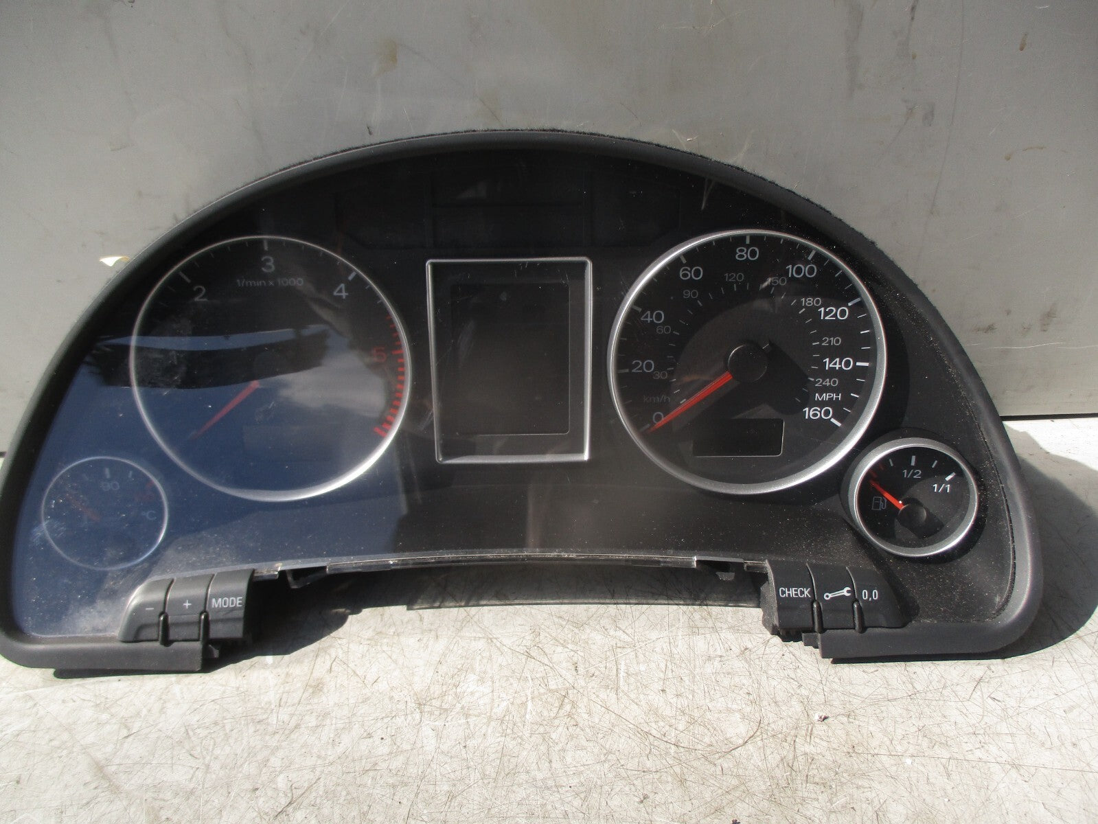 2006 AUDI A4 B7 SPEEDO SPEEDOMETER INSTRUMENT CLUSTER 8E0920951E