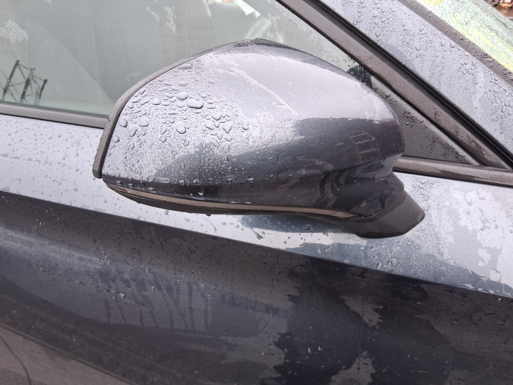 2022 SEAT LEON MK4 OSF DRIVER SIDE FRONT RIGHT ELECTRIC WING MIRROR GREY