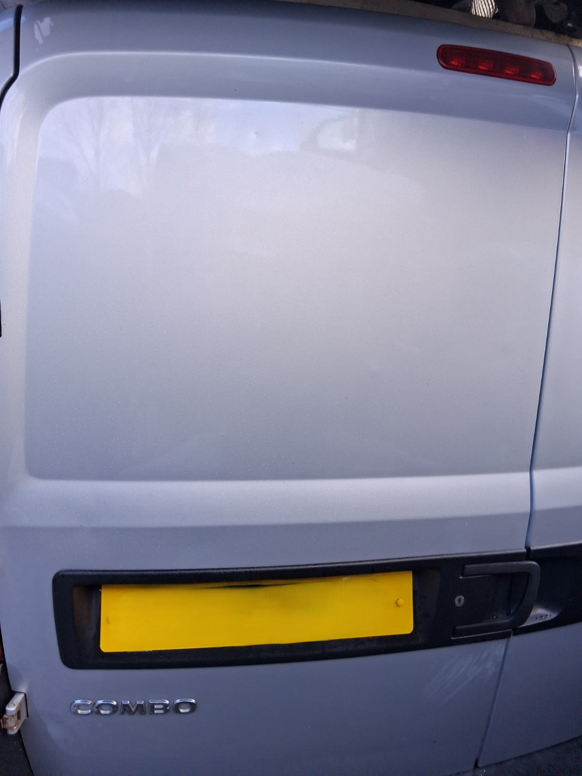 2015 VAUXHALL COMBO D NSR PASSENGER SIDE REAR LEFT COMPLETE DOOR SILVERFISH 612A