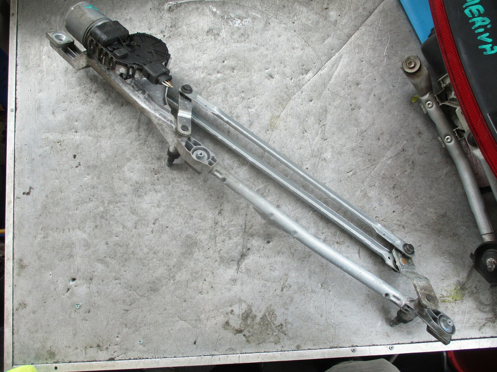 FORD FOCUS MK2 FRONT WIPER MOTOR WITH LINKAGE 4M5117504BC 4M5117508BA