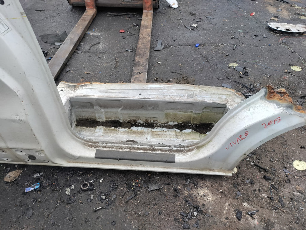 VAUXHALL VIVARO B MK2 TRAFIC 2015 OSR DRIVER SIDE REAR SILL QUARTER PANEL WHITE