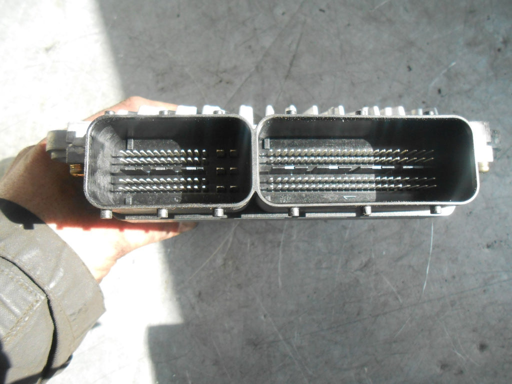 VOLVO S40 MK2 V50 C70 MK2 2.4 (B5244S5) ENGINE CONTROL UNIT ECU P30650677