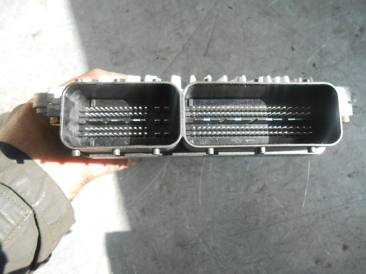 VOLVO S40 MK2 V50 C70 MK2 2.4 (B5244S5) ENGINE CONTROL UNIT ECU P30650677