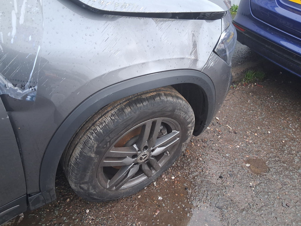 2025 MERCEDES BENZ GLA 180 H247 18 INCH ALLOY WHEEL WITH TYRE 235/55R18