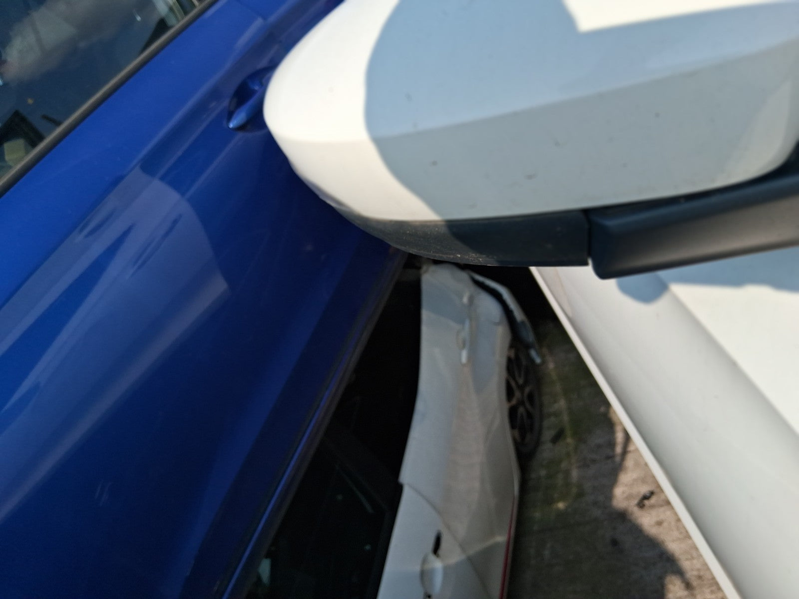 SEAT TOLEDO MK4 2018 HATCHBACK OSF DRIVER SIDE MANUALFOLD WING MIRROR WHITE