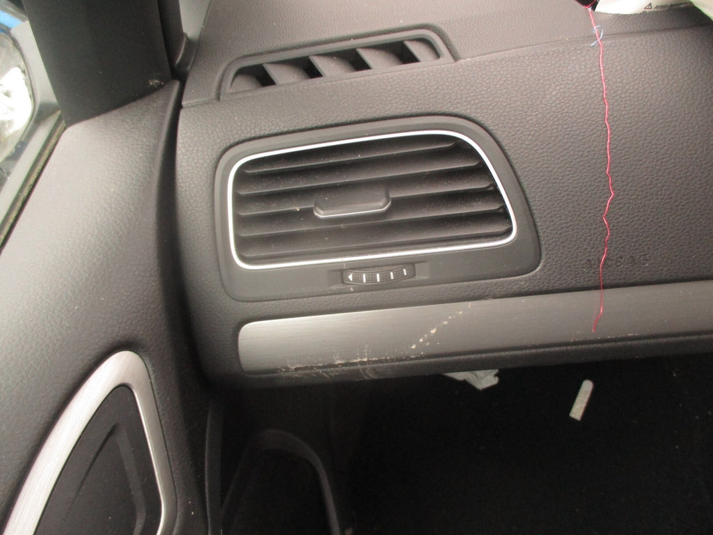 2016 VOLKSWAGEN GOLF MK7 NSF PASSENGER SIDE FRONT LEFT DASHBOARD AIR VENT