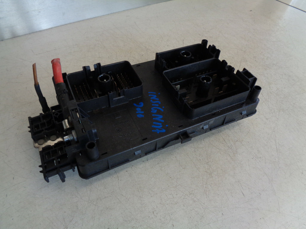 VAUXHALL INSIGNIA A MK1 2010 UNDER BONNET FUSE BOX RELAY BOX 13275881