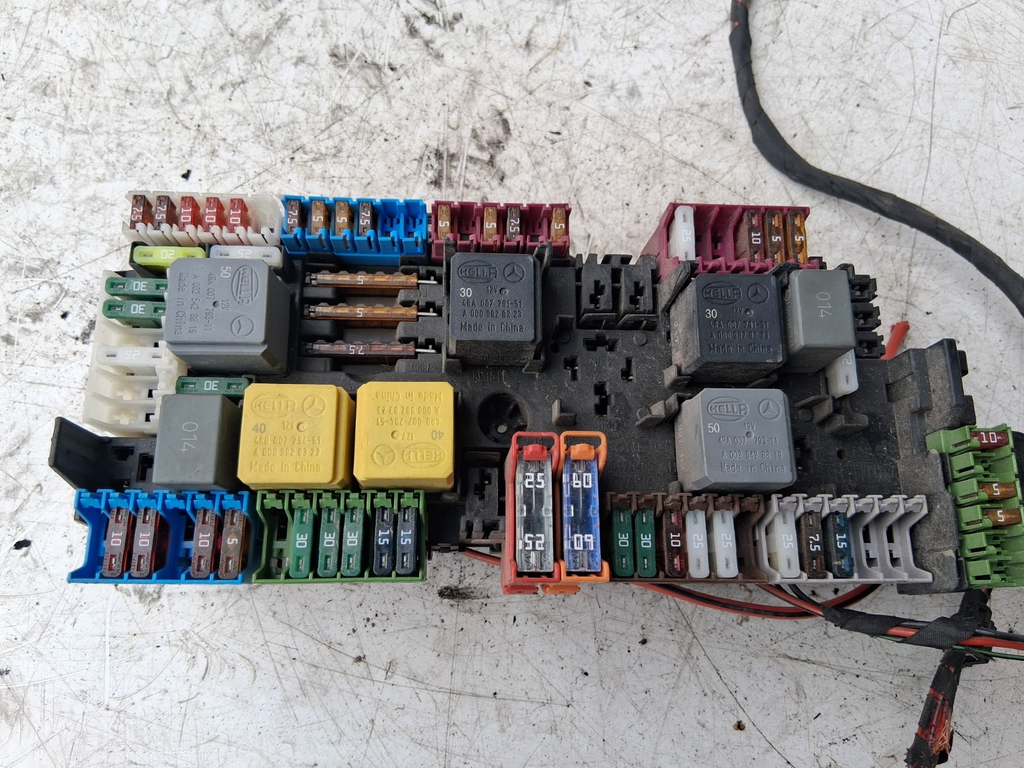 2021 MERCEDES BENZ SPRINTER W907 FUSE BOX RELAY A9075450100