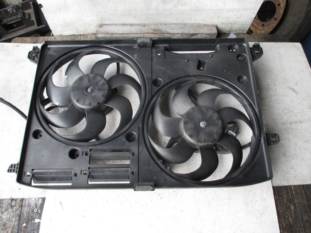 FORD MONDEO MK5 2016 2.0 DIESEL FRONT TWIN RAD RADIATOR FAN MOTOR DG93-8C607-GB